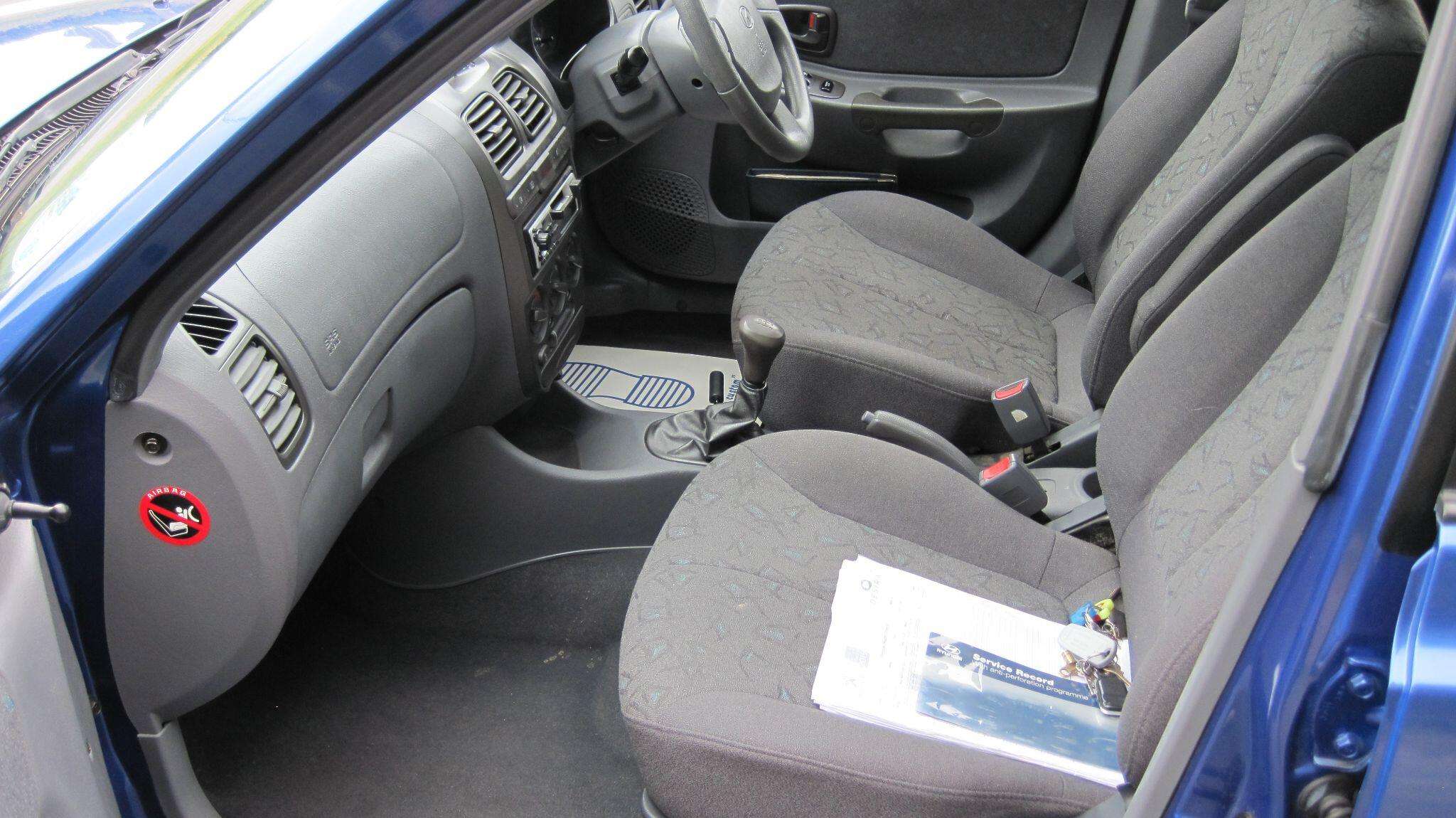 2002 HYUNDAI ACCENT 2002 HYUNDAI ACCENT