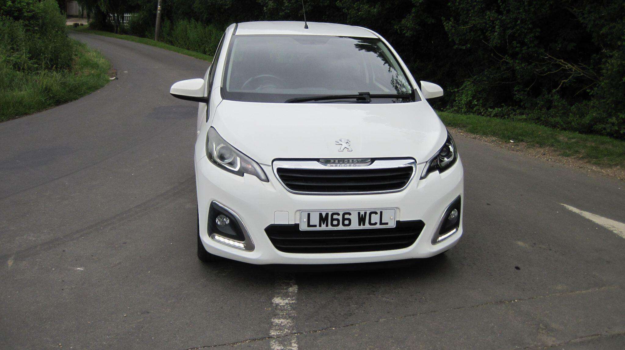 A 2016 PEUGEOT 108 1.2 PureTech Allure Euro 6 3dr A 2016 PEUGEOT 108 1.2 PureTech Allure Euro 6 3dr