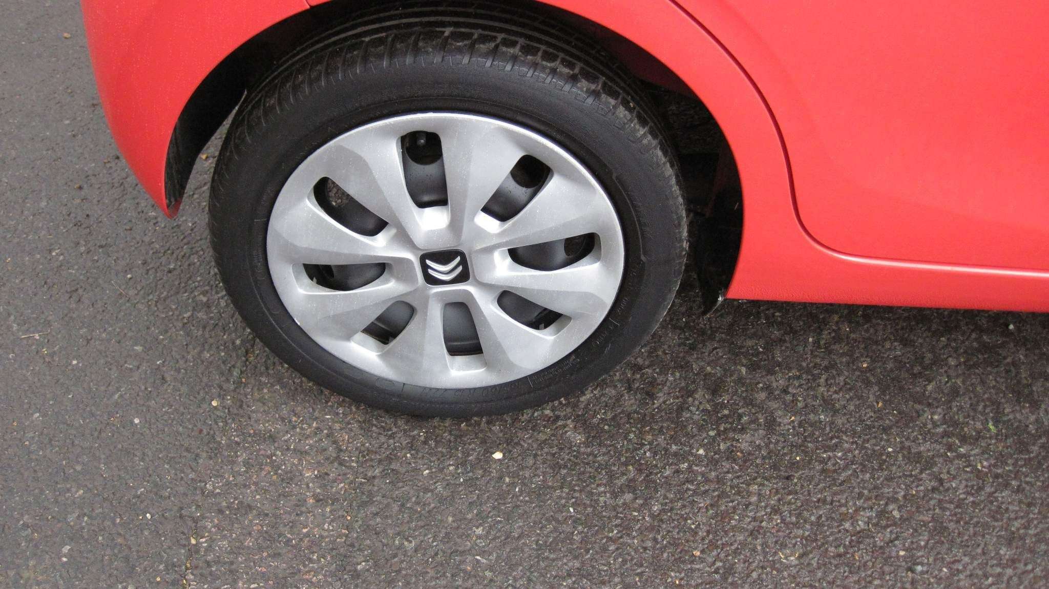 A 2014 CITROEN C1 1.0 VTi Feel Euro 5 5dr (Euro 5) A 2014 CITROEN C1 1.0 VTi Feel Euro 5 5dr (Euro 5)