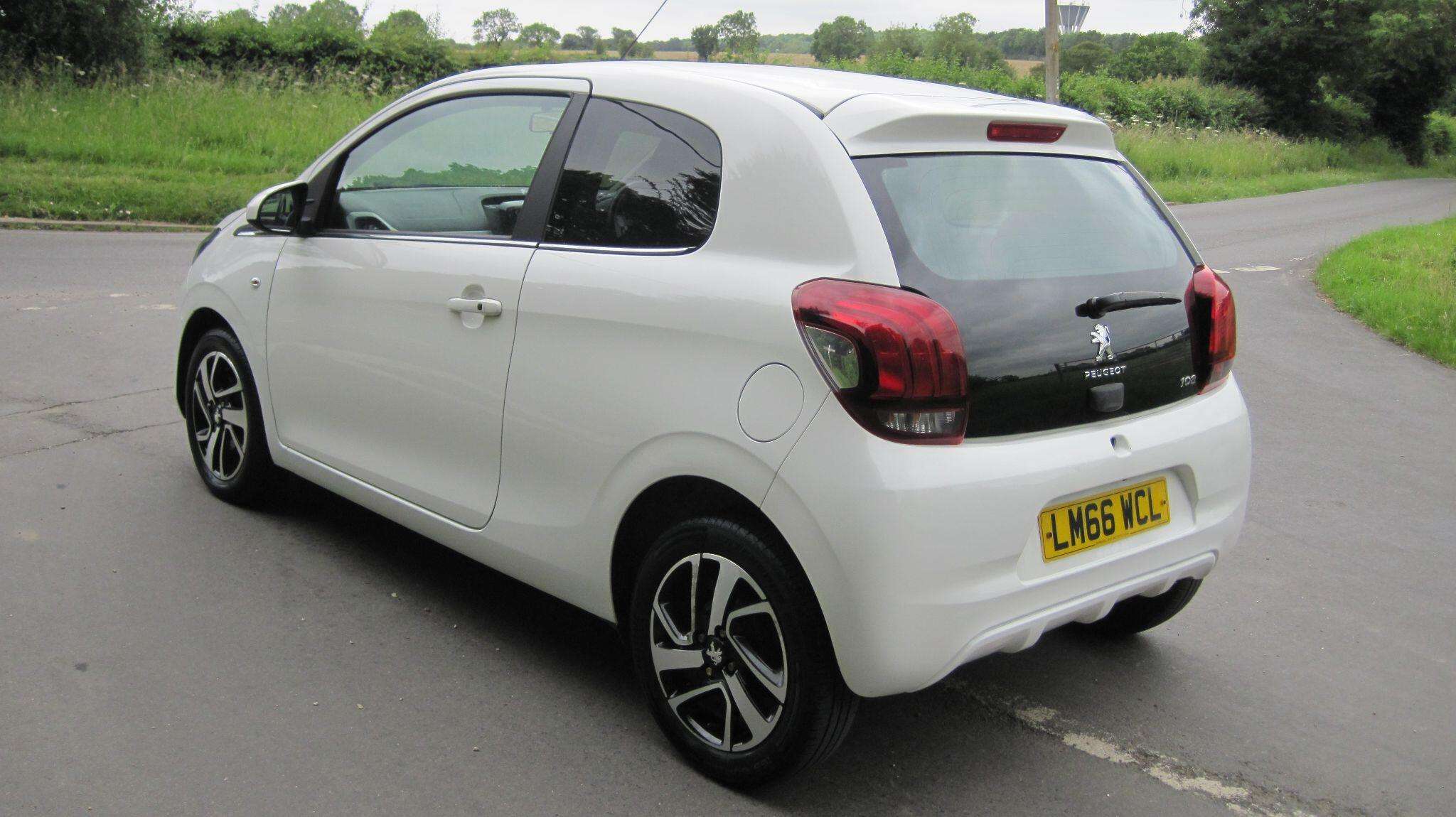 2016 PEUGEOT 108 2016 PEUGEOT 108