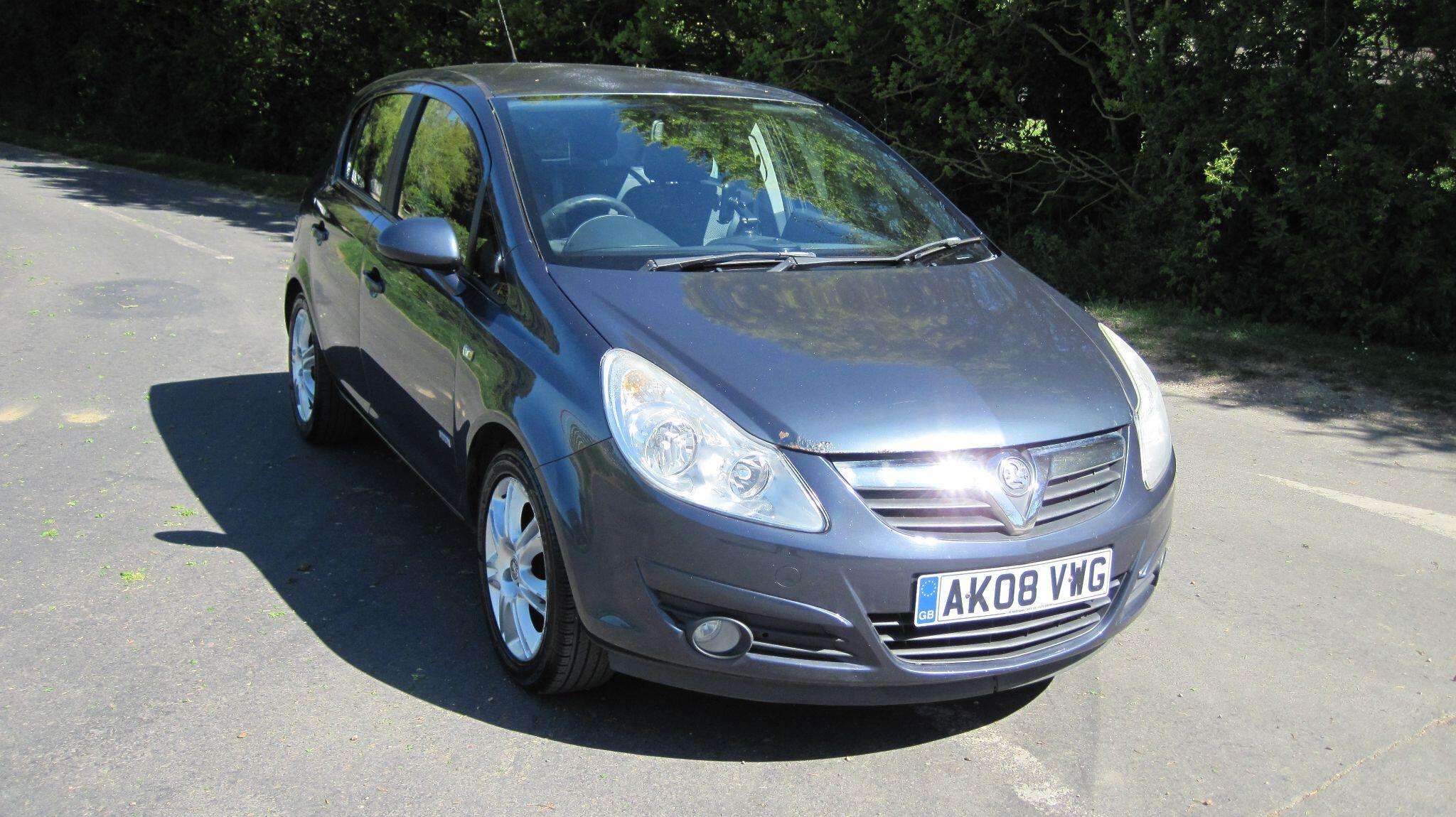 A 2008 VAUXHALL CORSA 1.4i 16v Design 5dr (a/c) A 2008 VAUXHALL CORSA 1.4i 16v Design 5dr (a/c)