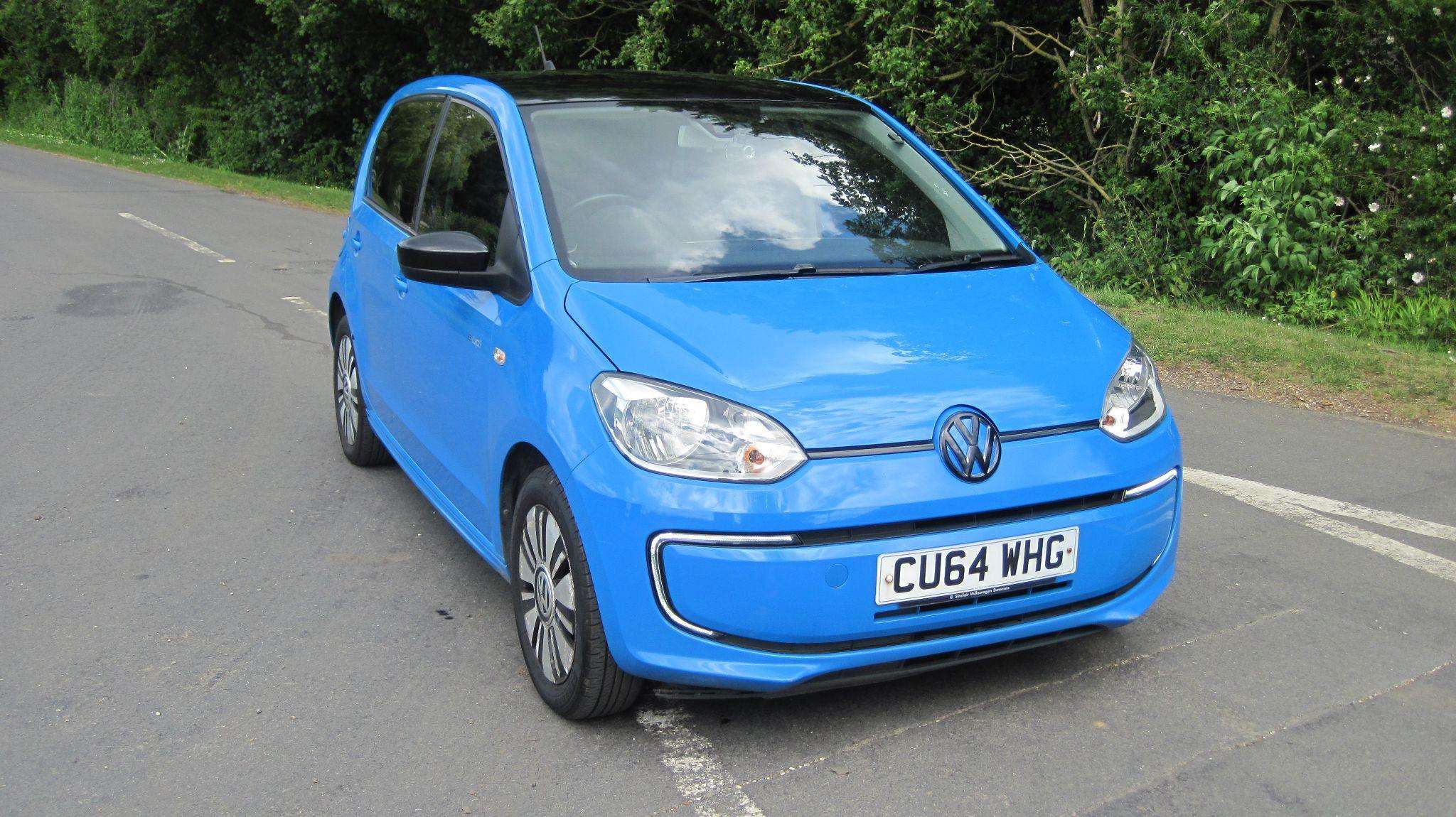 A 2014 VOLKSWAGEN E-UP 18.7kWh e-up! Auto 5dr A 2014 VOLKSWAGEN E-UP 18.7kWh e-up! Auto 5dr