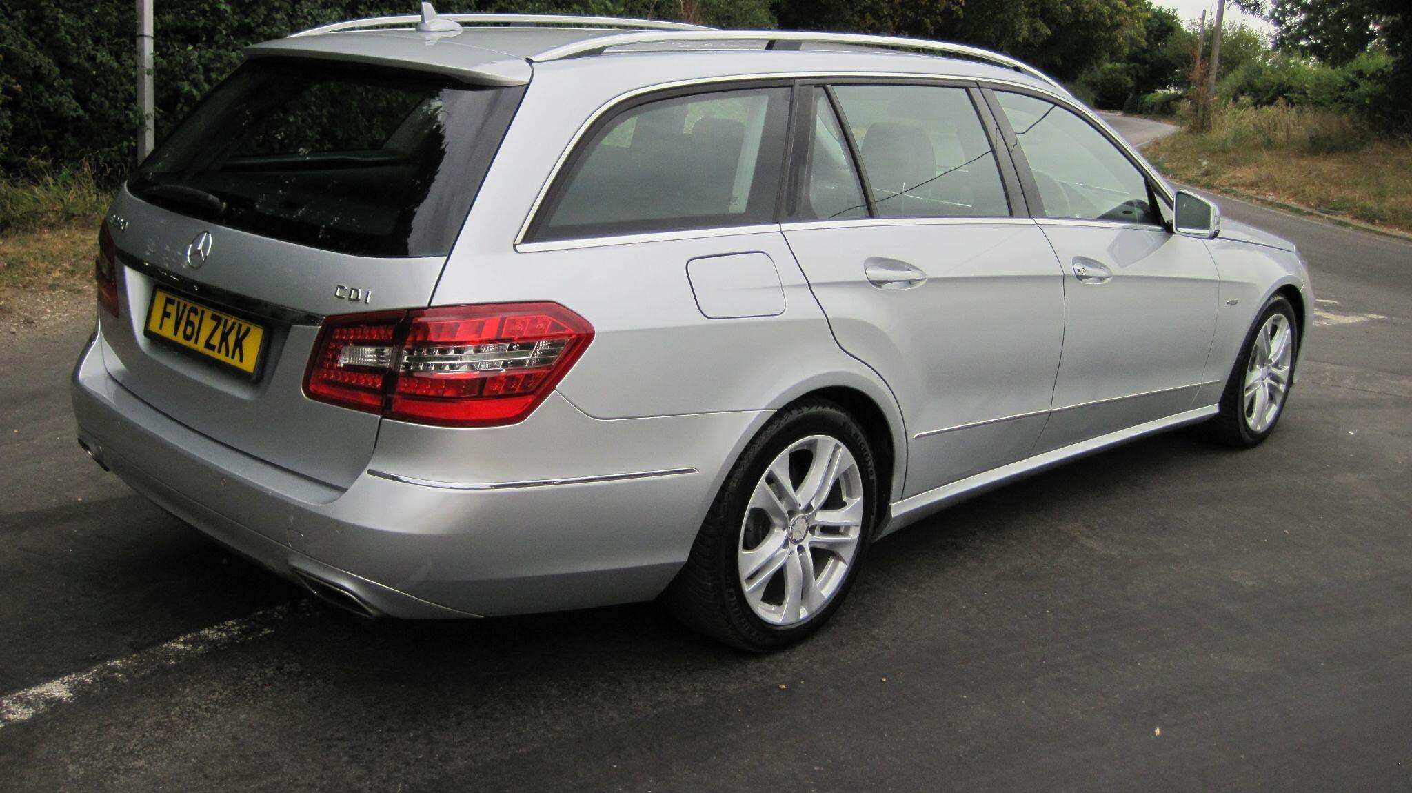 2011 MERCEDES-BENZ E CLASS 2011 MERCEDES-BENZ E CLASS