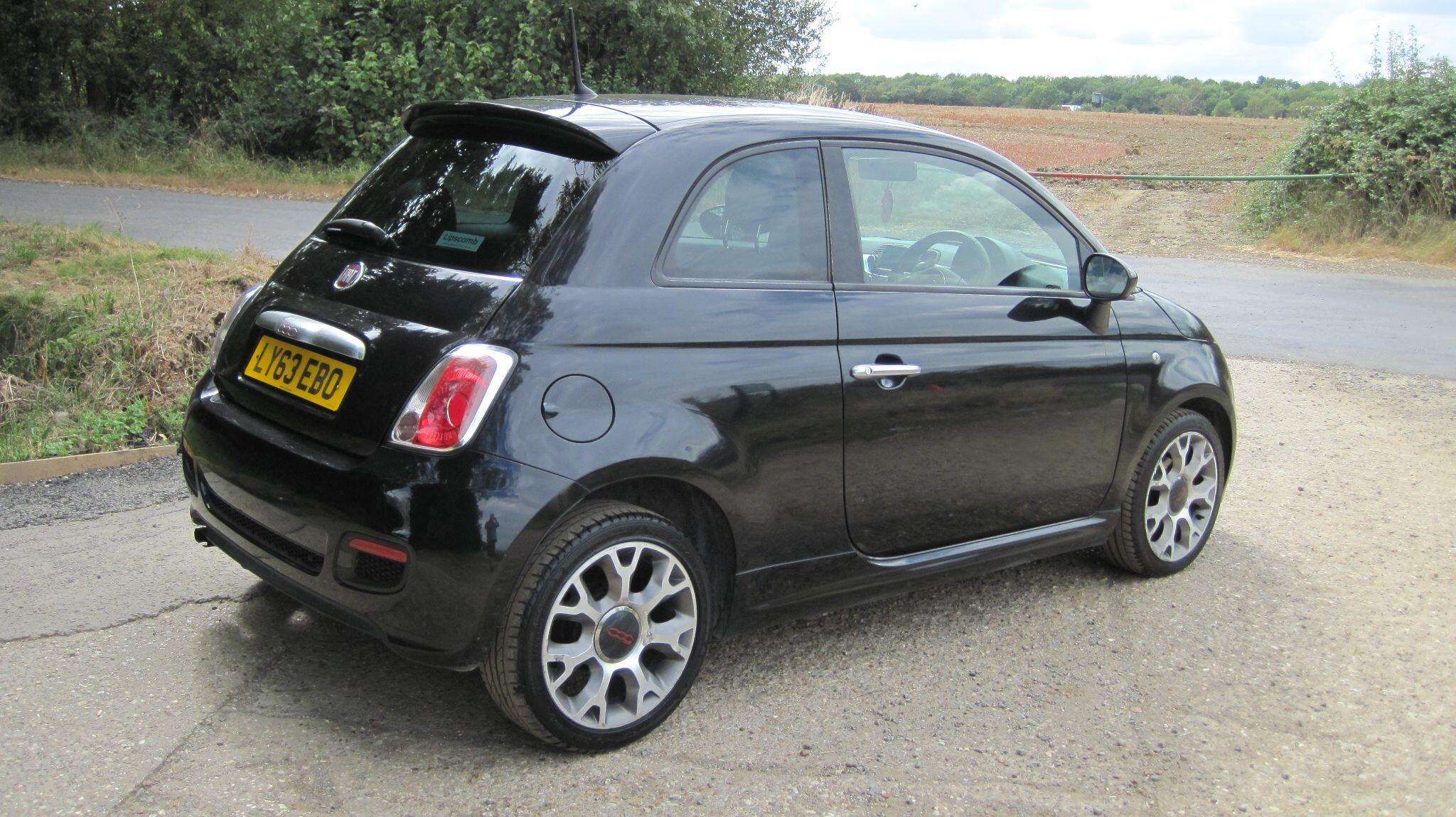 2014 FIAT 500 2014 FIAT 500