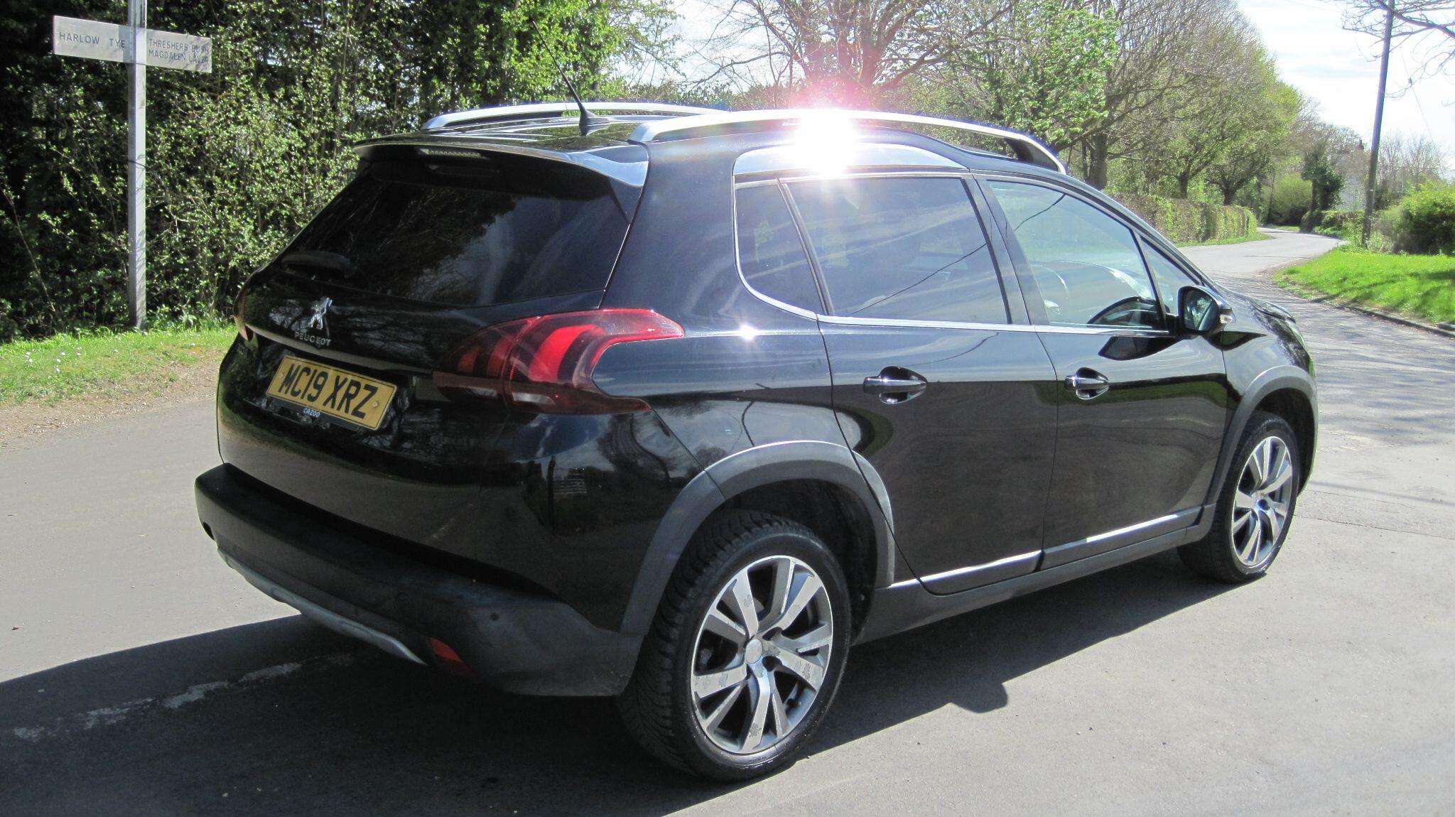 2019 PEUGEOT 2008 2019 PEUGEOT 2008