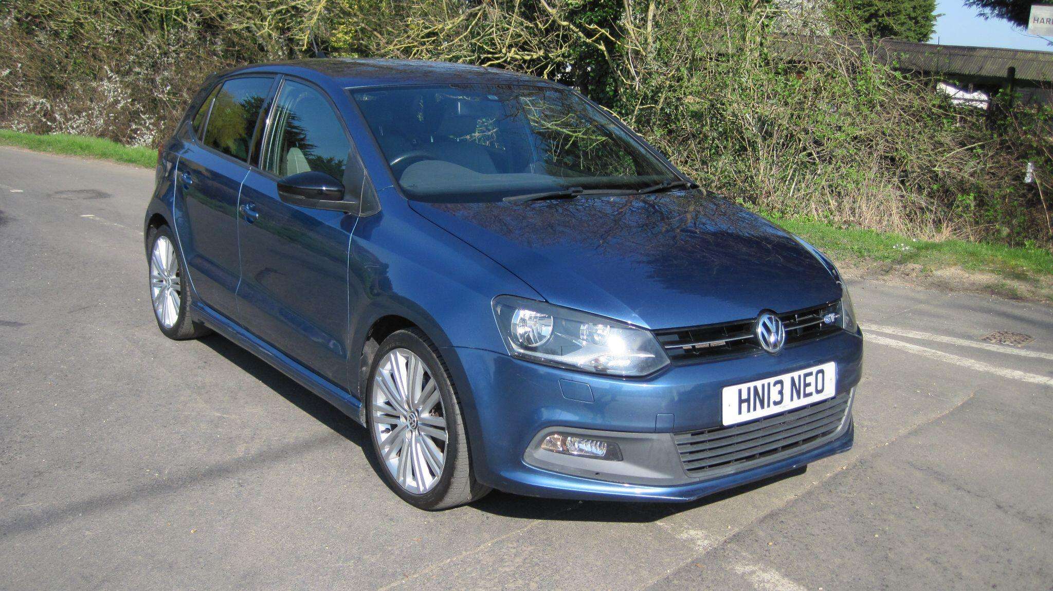 A 2013 VOLKSWAGEN POLO 1.4 TSI BlueMotion Tech ACT BlueGT DSG Euro 5 (s/s) 5dr A 2013 VOLKSWAGEN POLO 1.4 TSI BlueMotion Tech ACT BlueGT DSG Euro 5 (s/s) 5dr