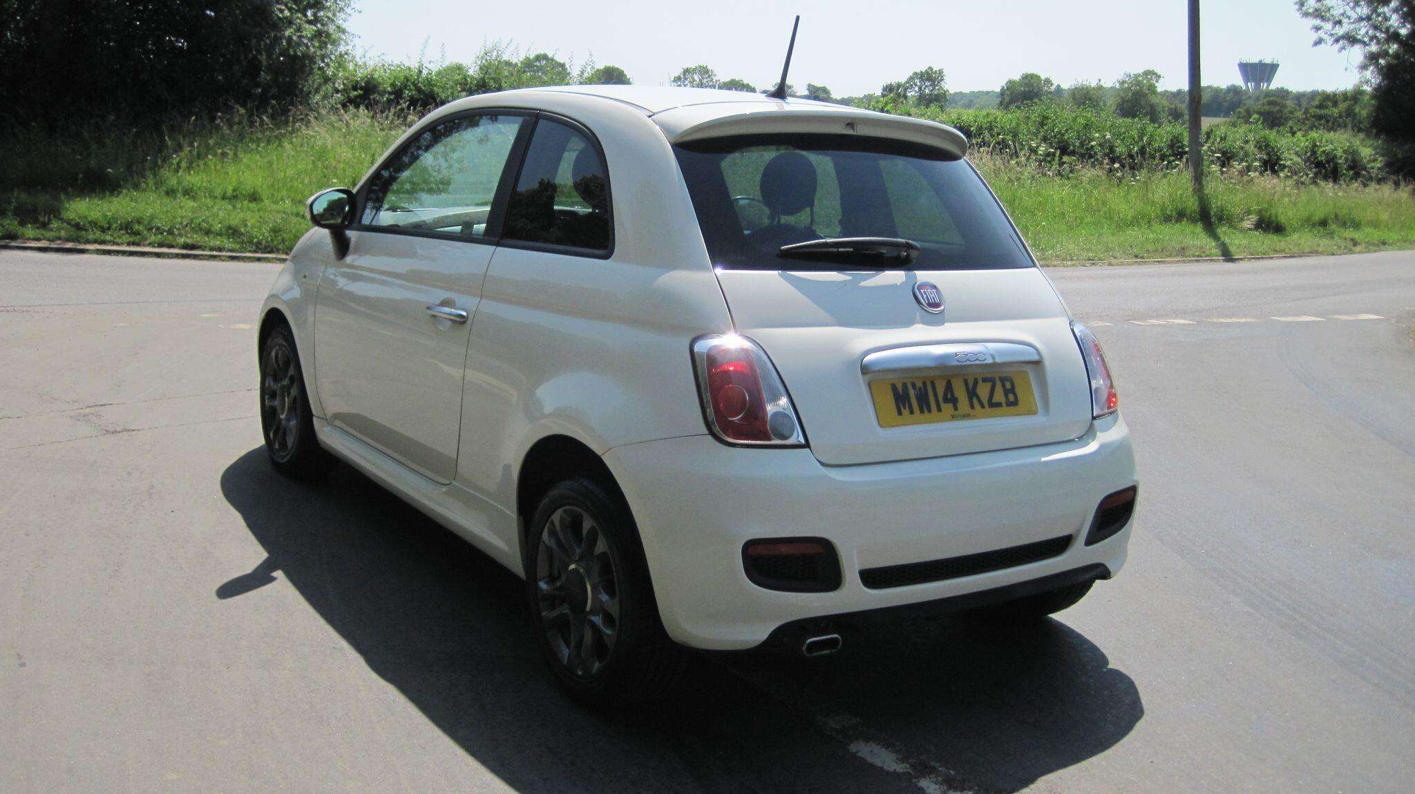 2014 FIAT 500 2014 FIAT 500