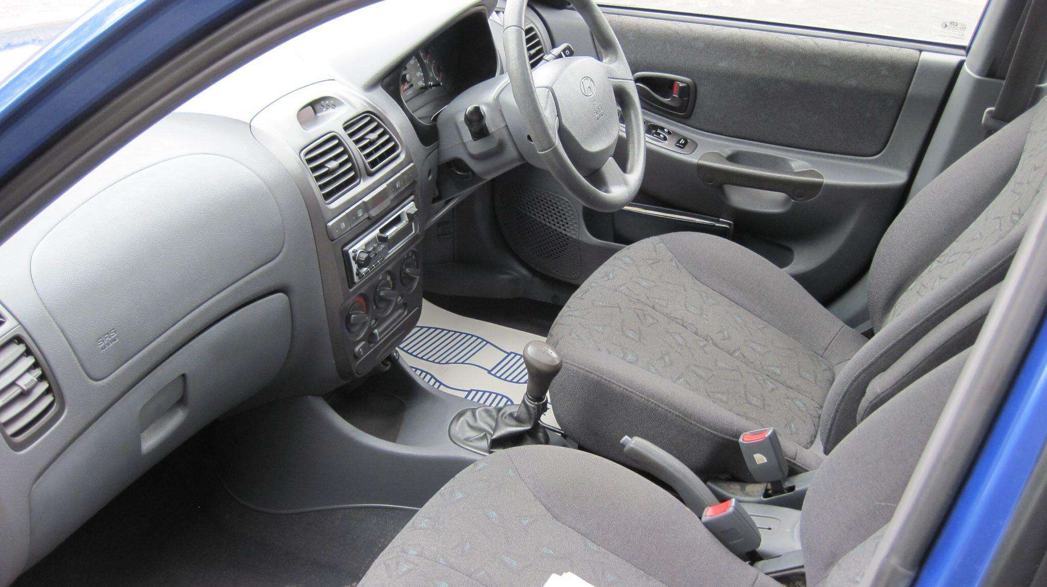 2002 HYUNDAI ACCENT 2002 HYUNDAI ACCENT