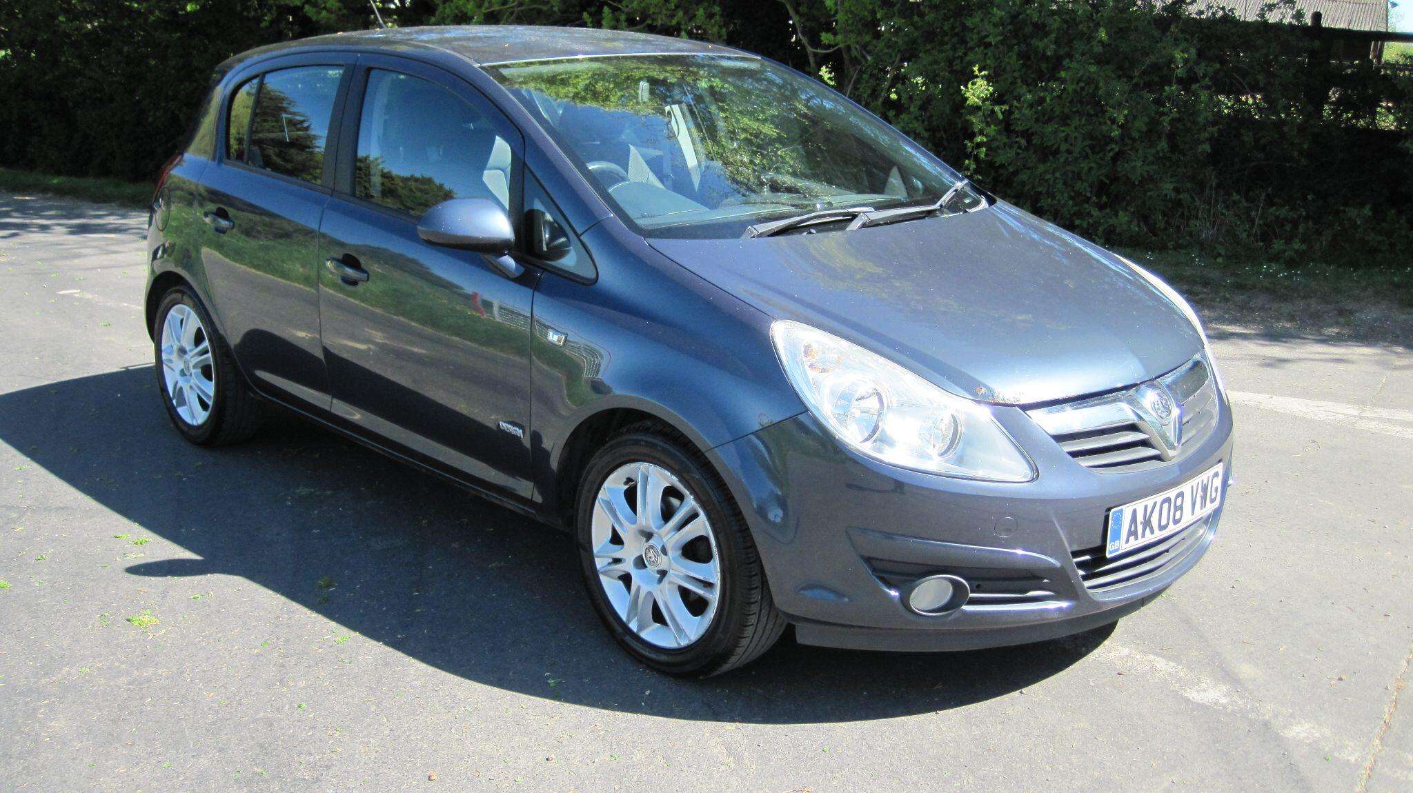 A 2008 VAUXHALL CORSA 1.4i 16v Design 5dr (a/c) A 2008 VAUXHALL CORSA 1.4i 16v Design 5dr (a/c)