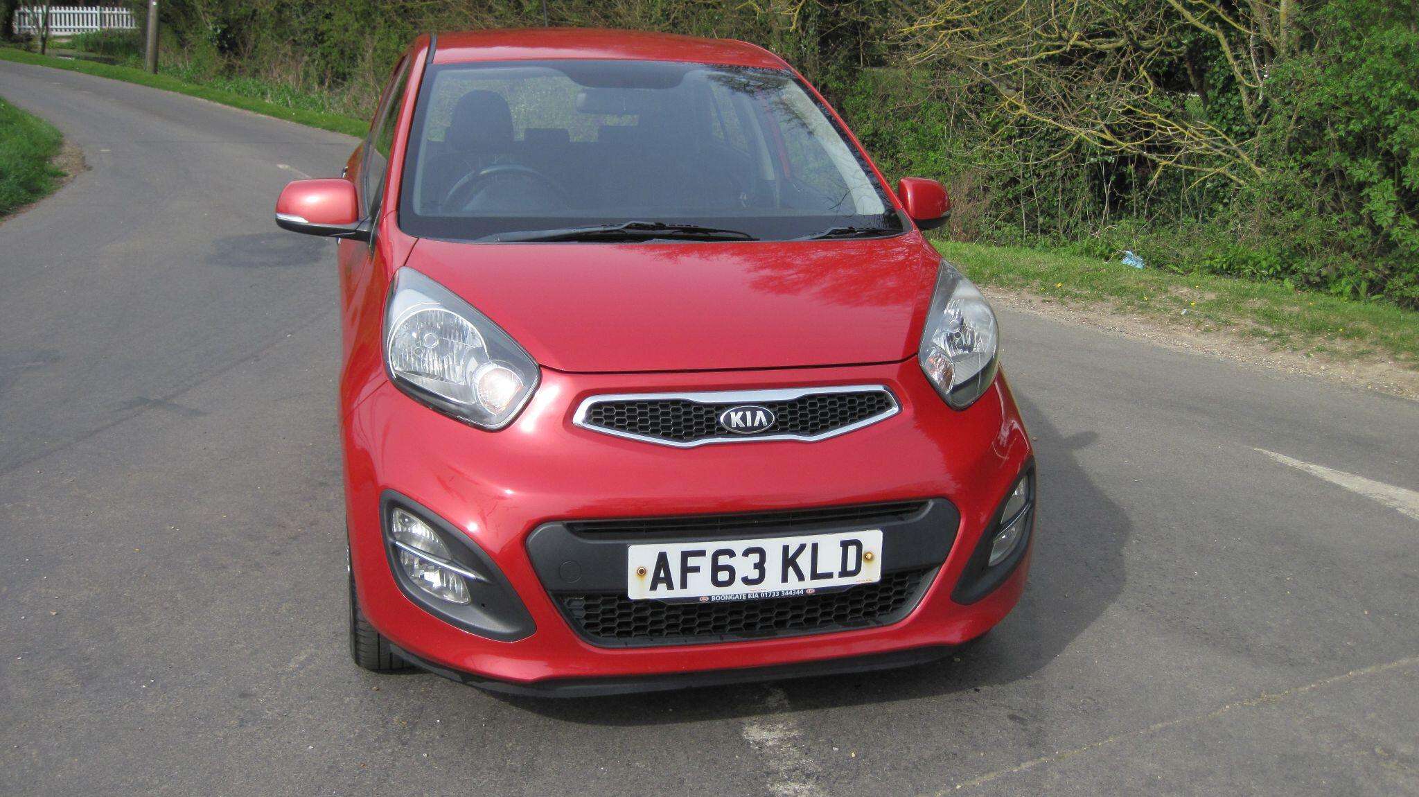 A 2013 KIA PICANTO 1.0 2 Euro 5 5dr A 2013 KIA PICANTO 1.0 2 Euro 5 5dr