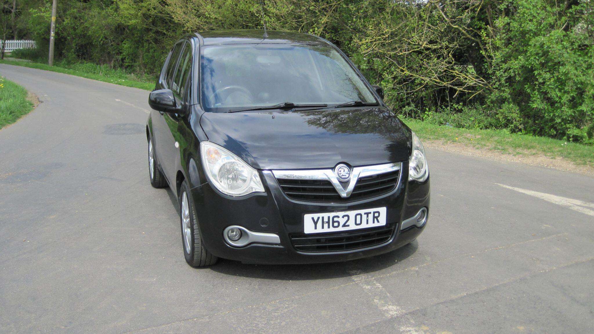 A 2012 VAUXHALL AGILA 1.2 VVT SE Auto Euro 5 5dr A 2012 VAUXHALL AGILA 1.2 VVT SE Auto Euro 5 5dr
