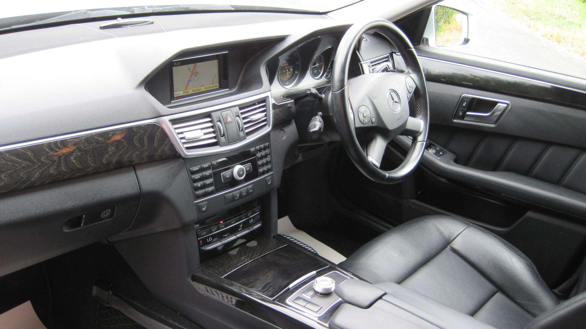 2011 MERCEDES-BENZ E CLASS 2011 MERCEDES-BENZ E CLASS