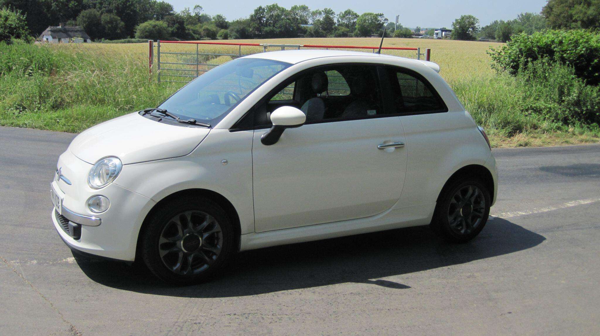 2014 FIAT 500 2014 FIAT 500