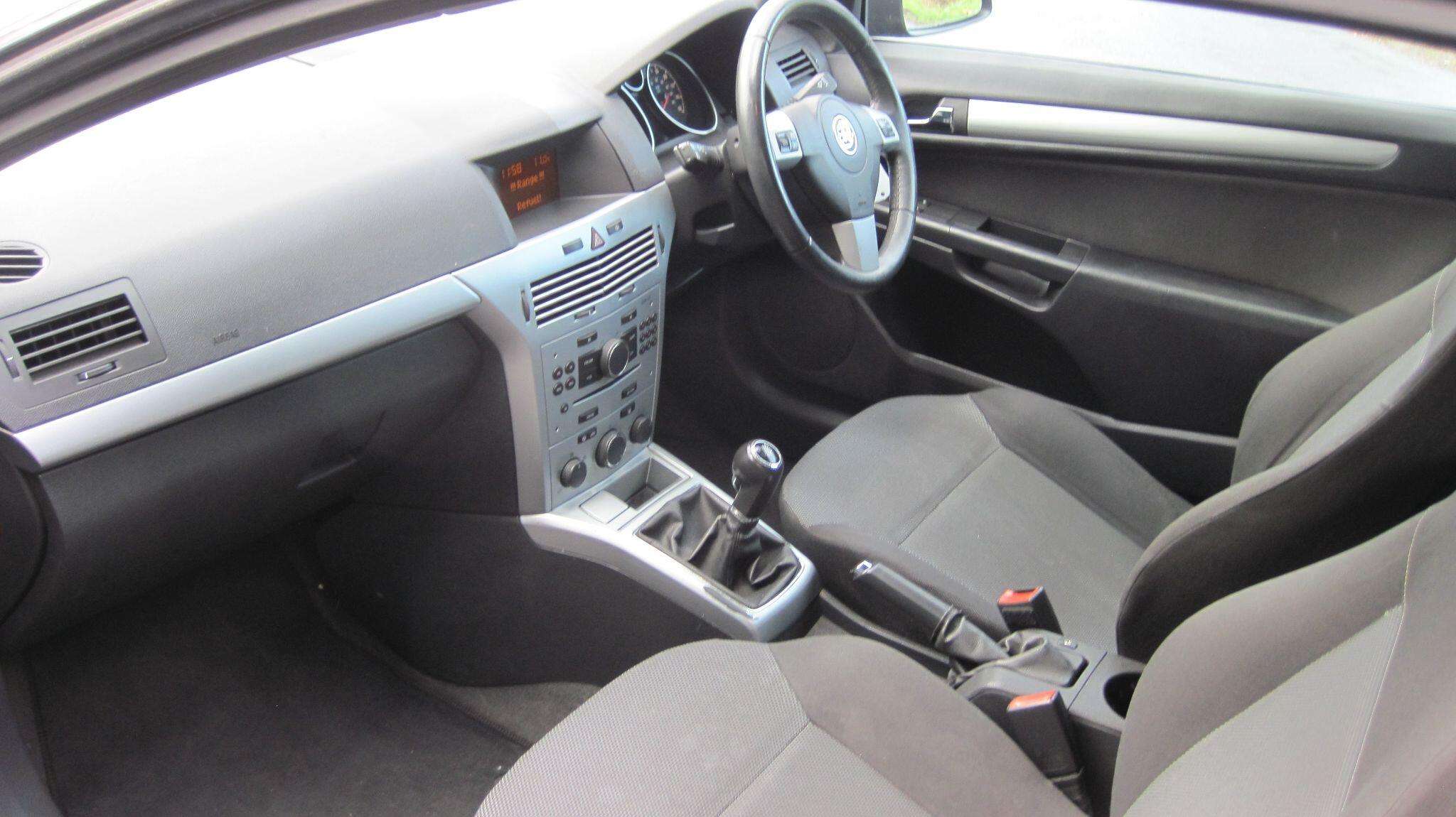 2010 VAUXHALL ASTRA 2010 VAUXHALL ASTRA