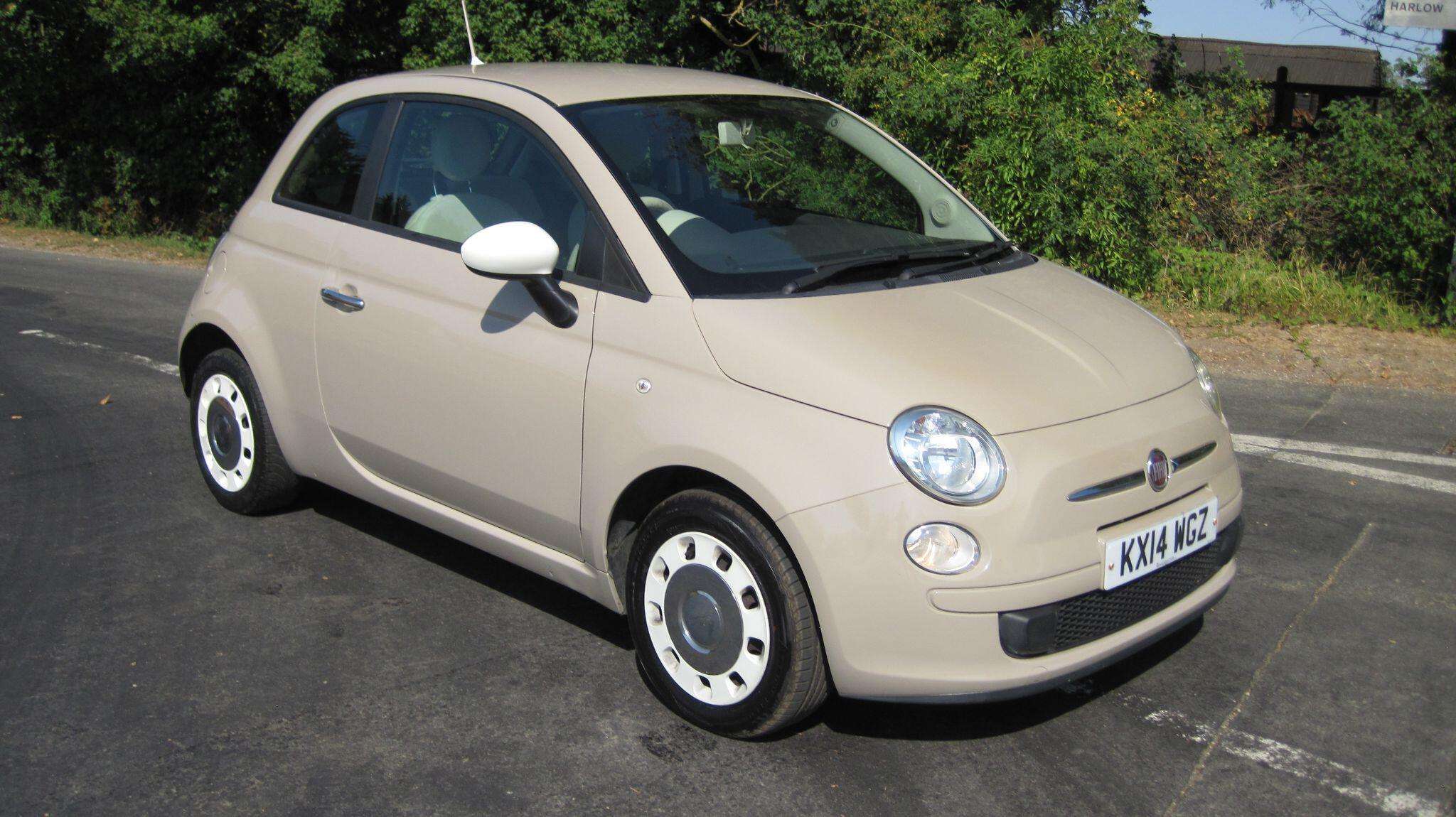A 2014 FIAT 500 1.2 Colour Therapy Euro 6 (s/s) 3dr A 2014 FIAT 500 1.2 Colour Therapy Euro 6 (s/s) 3dr