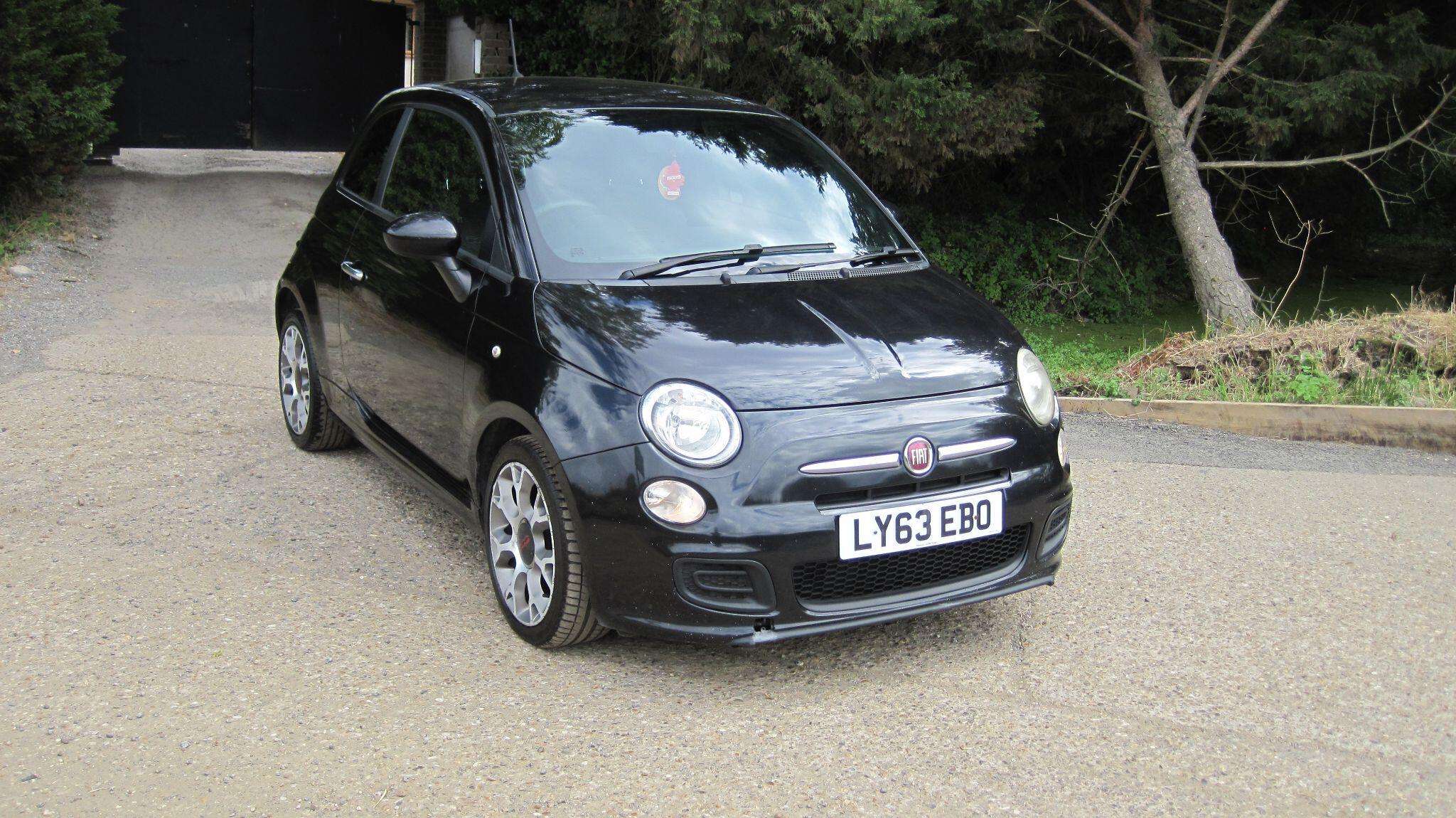 A 2014 FIAT 500 1.2 S Euro 5 (s/s) 3dr A 2014 FIAT 500 1.2 S Euro 5 (s/s) 3dr