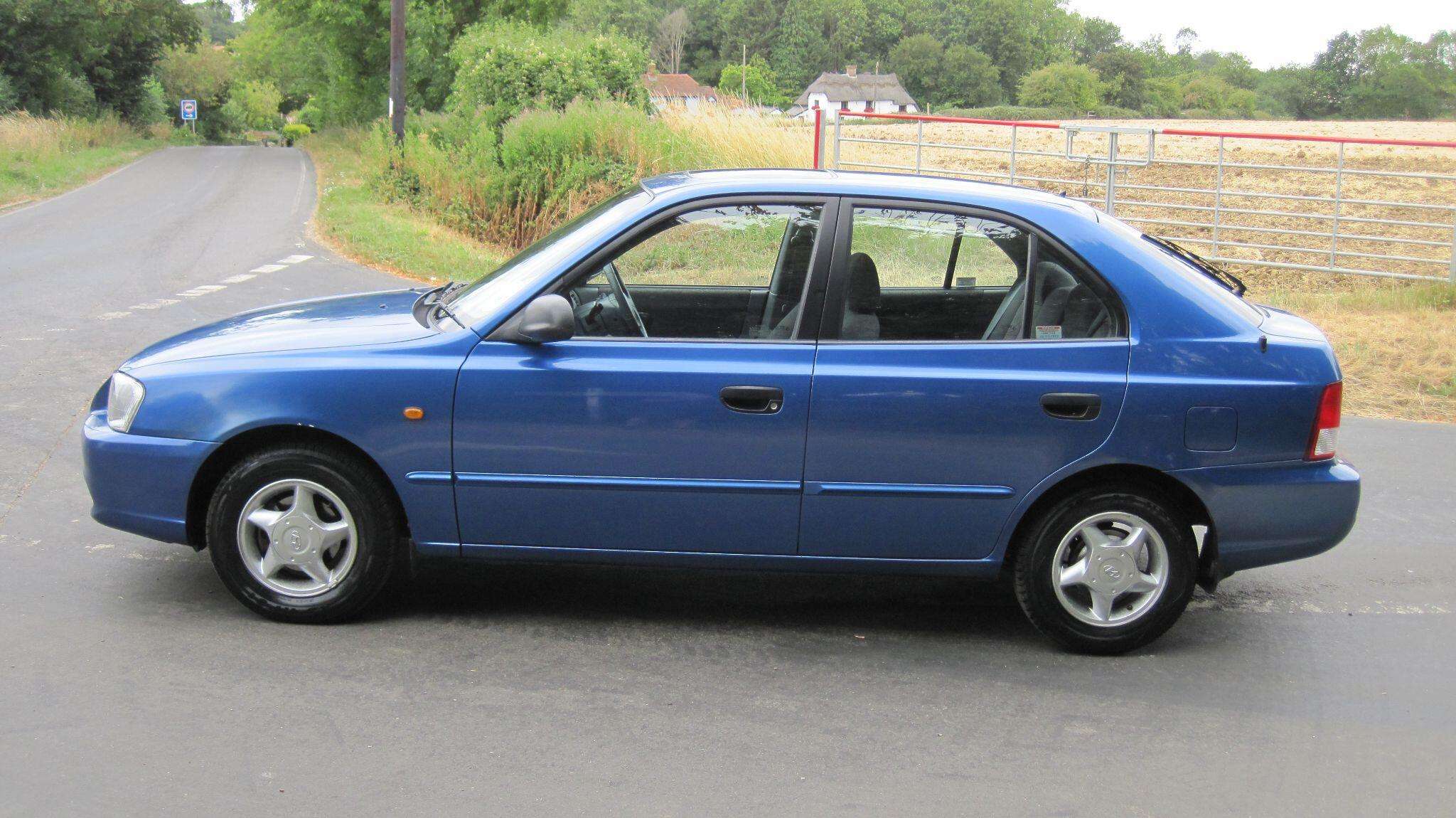 2002 HYUNDAI ACCENT 2002 HYUNDAI ACCENT