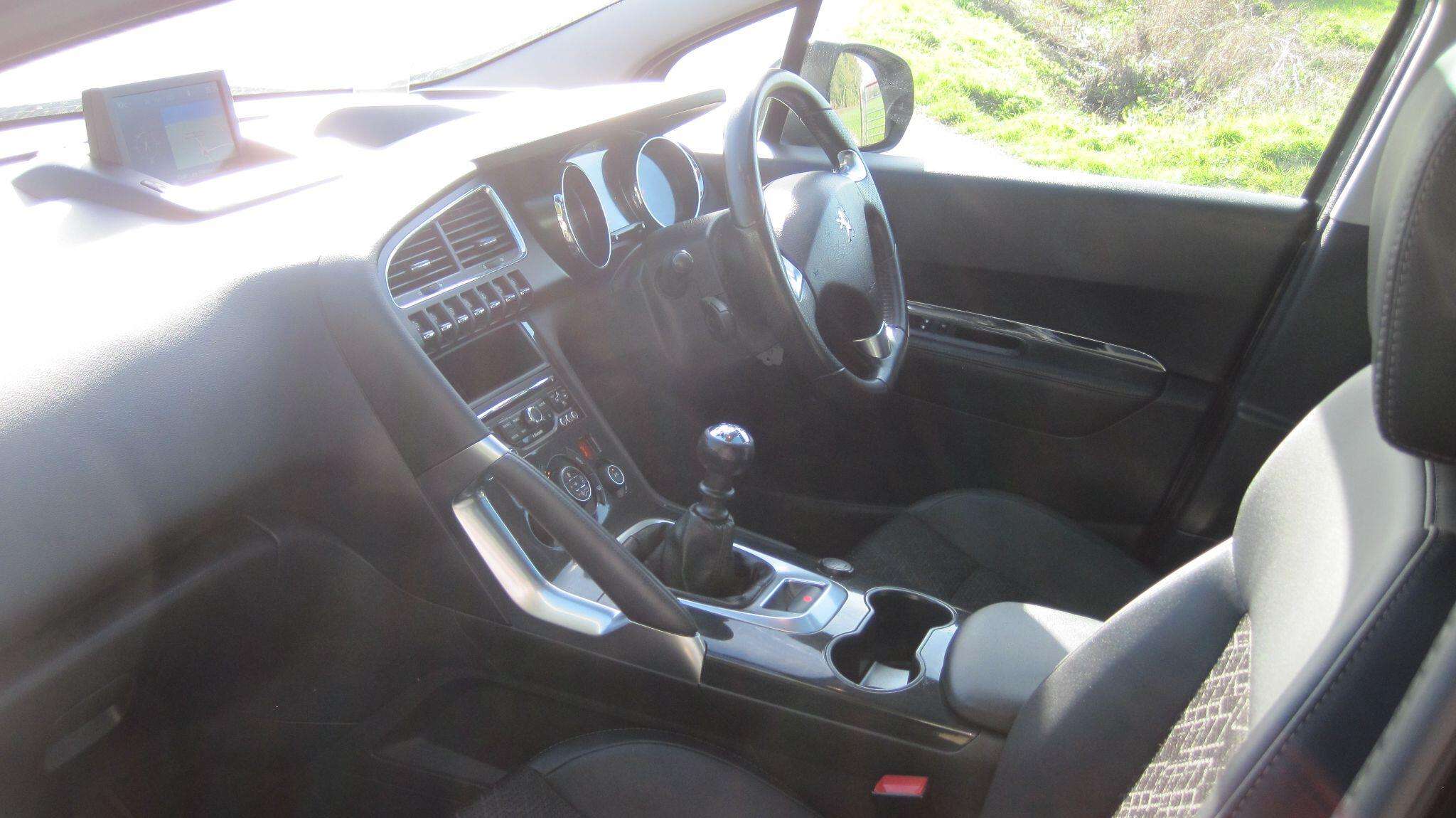 2016 PEUGEOT 3008 2016 PEUGEOT 3008