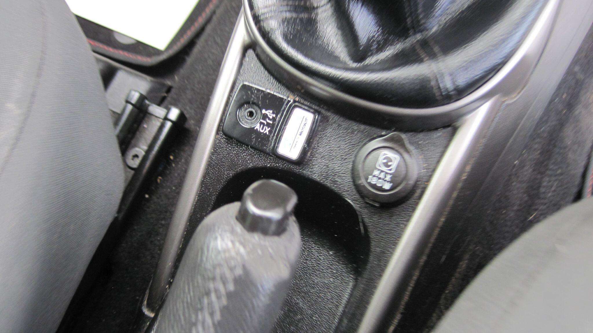 2012 ALFA ROMEO MITO 2012 ALFA ROMEO MITO