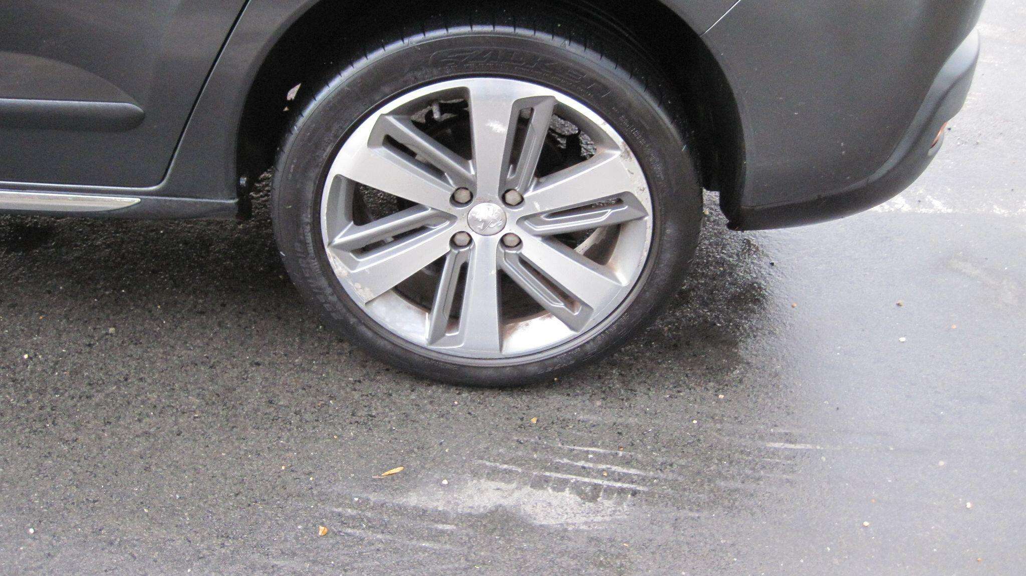 2016 PEUGEOT 3008 2016 PEUGEOT 3008