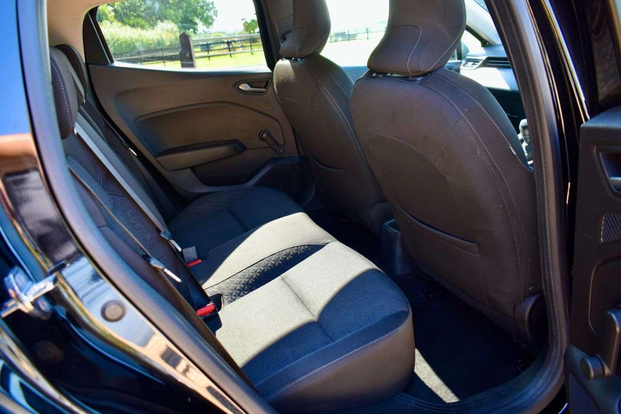 2020 RENAULT CLIO 2020 RENAULT CLIO