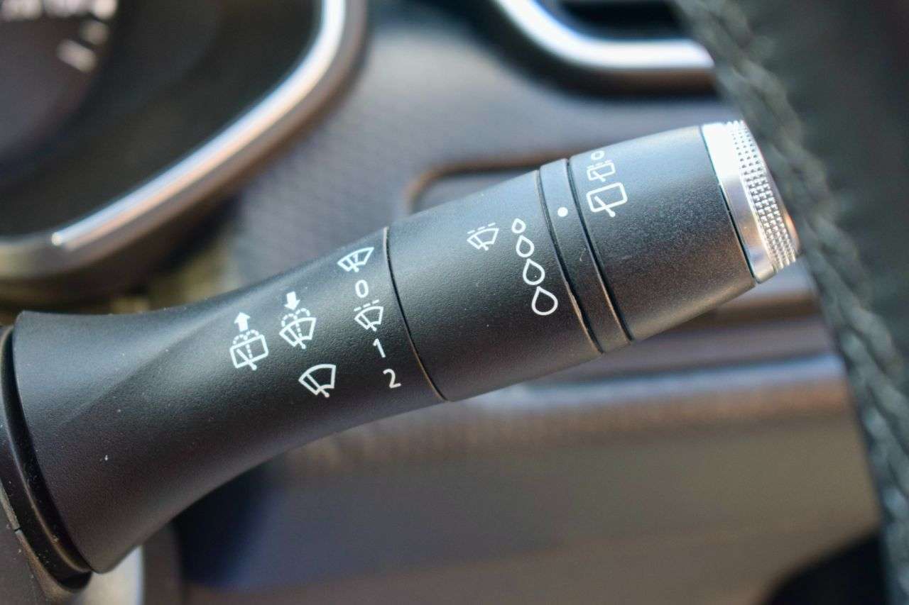 2020 RENAULT CLIO 2020 RENAULT CLIO