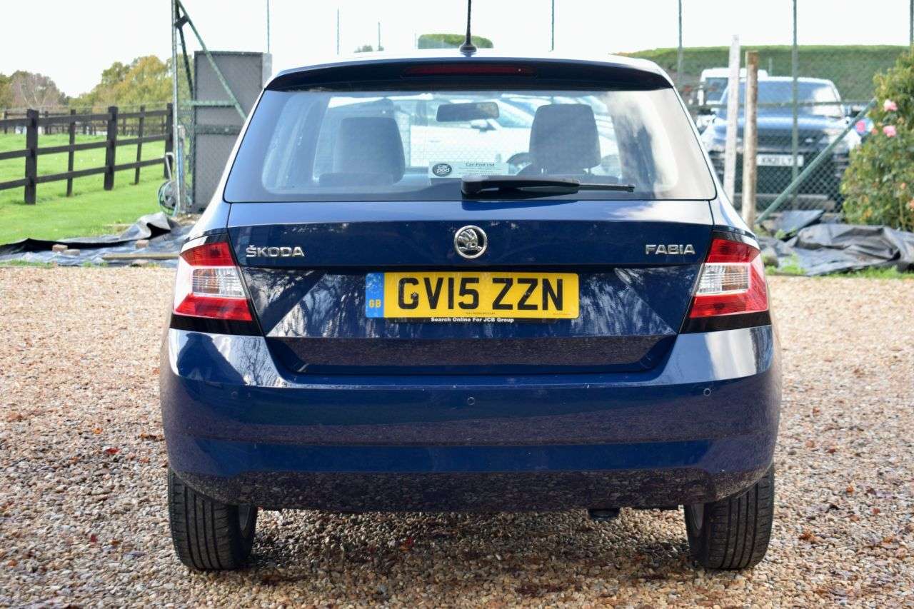 2015 SKODA FABIA 2015 SKODA FABIA