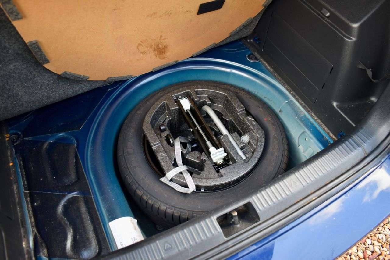 2015 SKODA FABIA 2015 SKODA FABIA