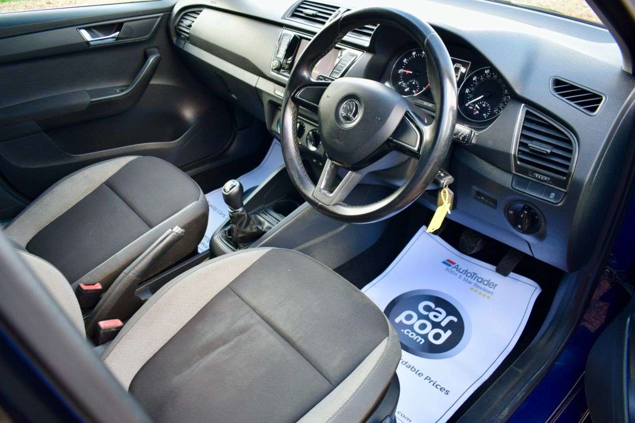 2015 SKODA FABIA 2015 SKODA FABIA