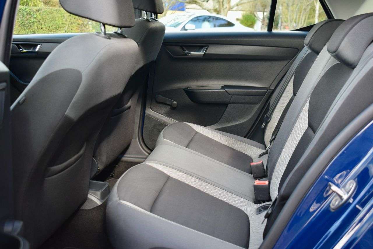 2015 SKODA FABIA 2015 SKODA FABIA