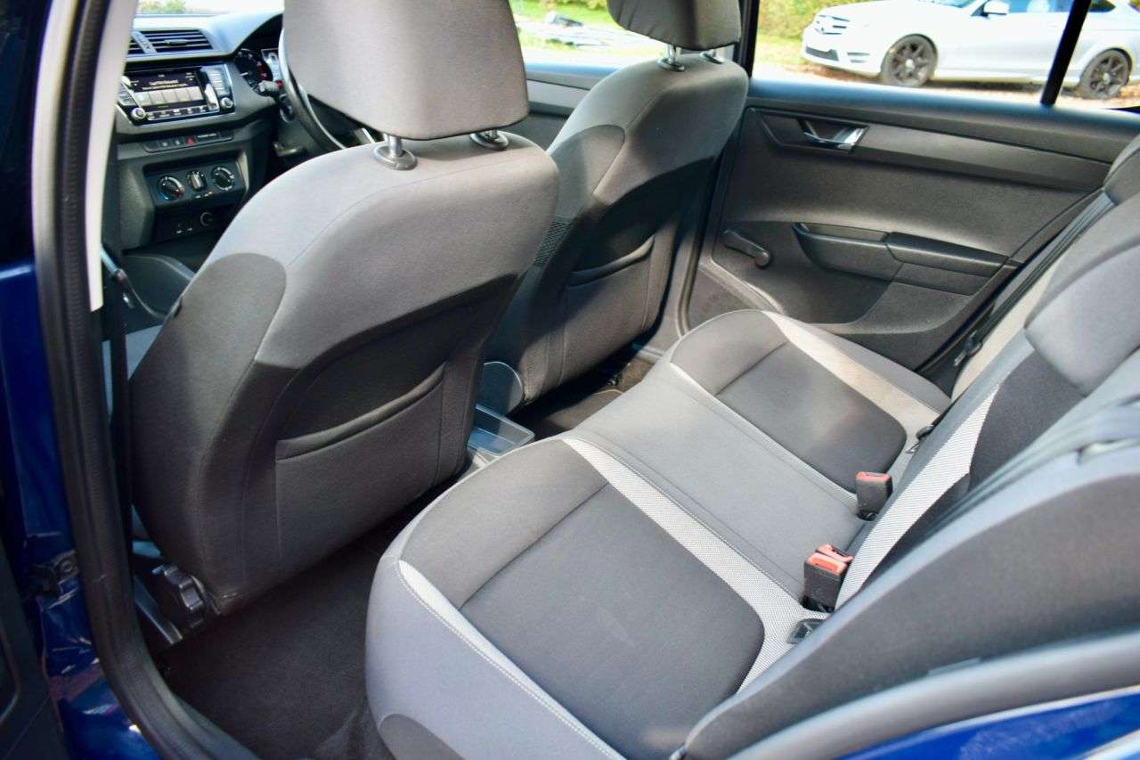 2015 SKODA FABIA 2015 SKODA FABIA