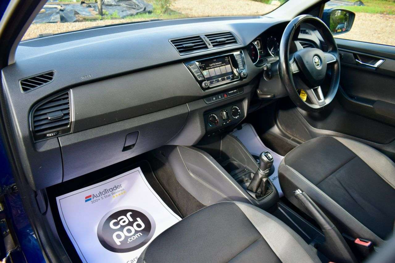 2015 SKODA FABIA 2015 SKODA FABIA