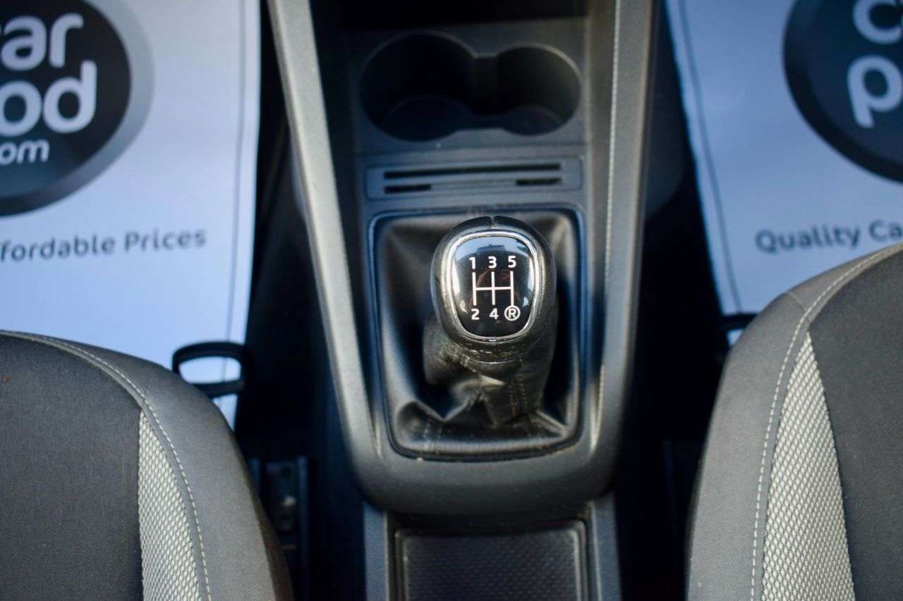 2015 SKODA FABIA 2015 SKODA FABIA