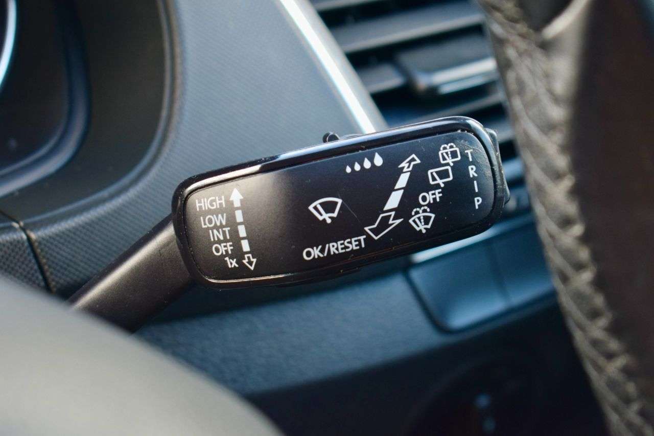 2015 SKODA FABIA 2015 SKODA FABIA