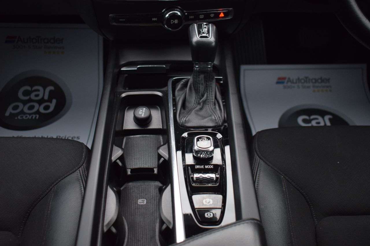 2018 VOLVO V60 2018 VOLVO V60