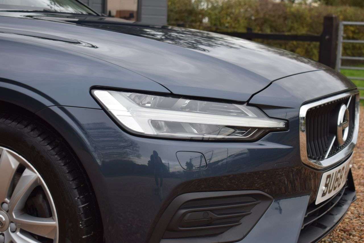 2018 VOLVO V60 2018 VOLVO V60