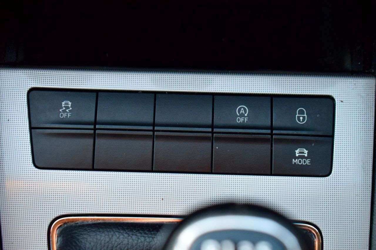 2014 SKODA OCTAVIA 2014 SKODA OCTAVIA