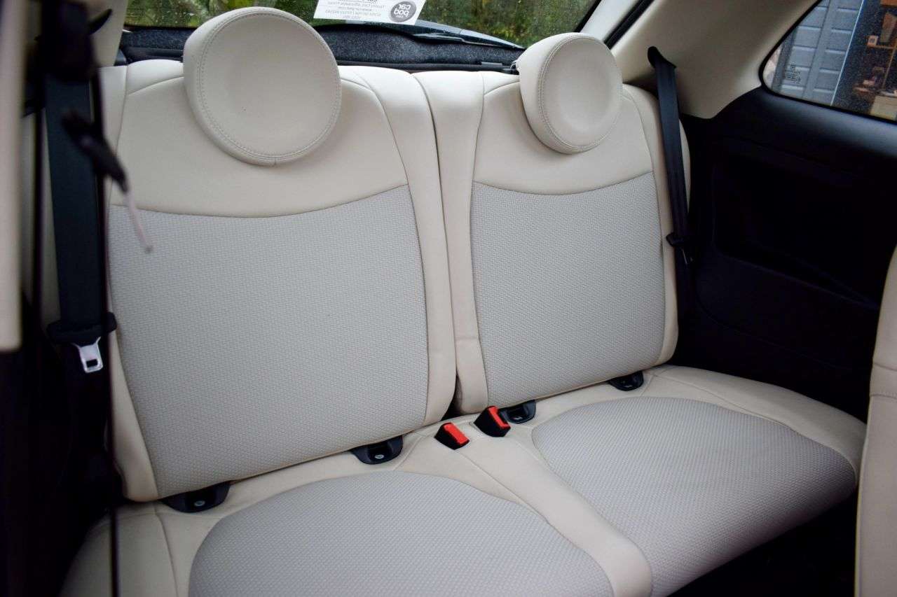 2020 FIAT 500 2020 FIAT 500