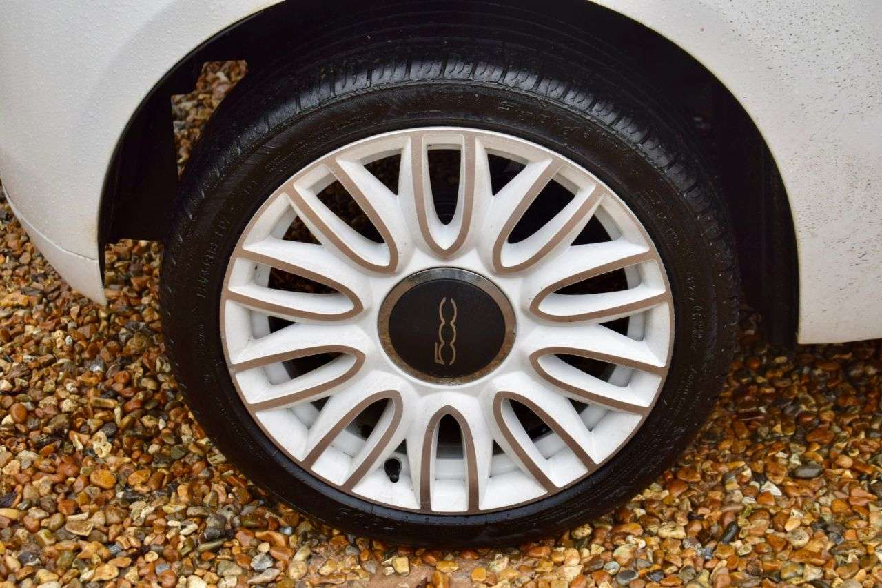 2020 FIAT 500 2020 FIAT 500