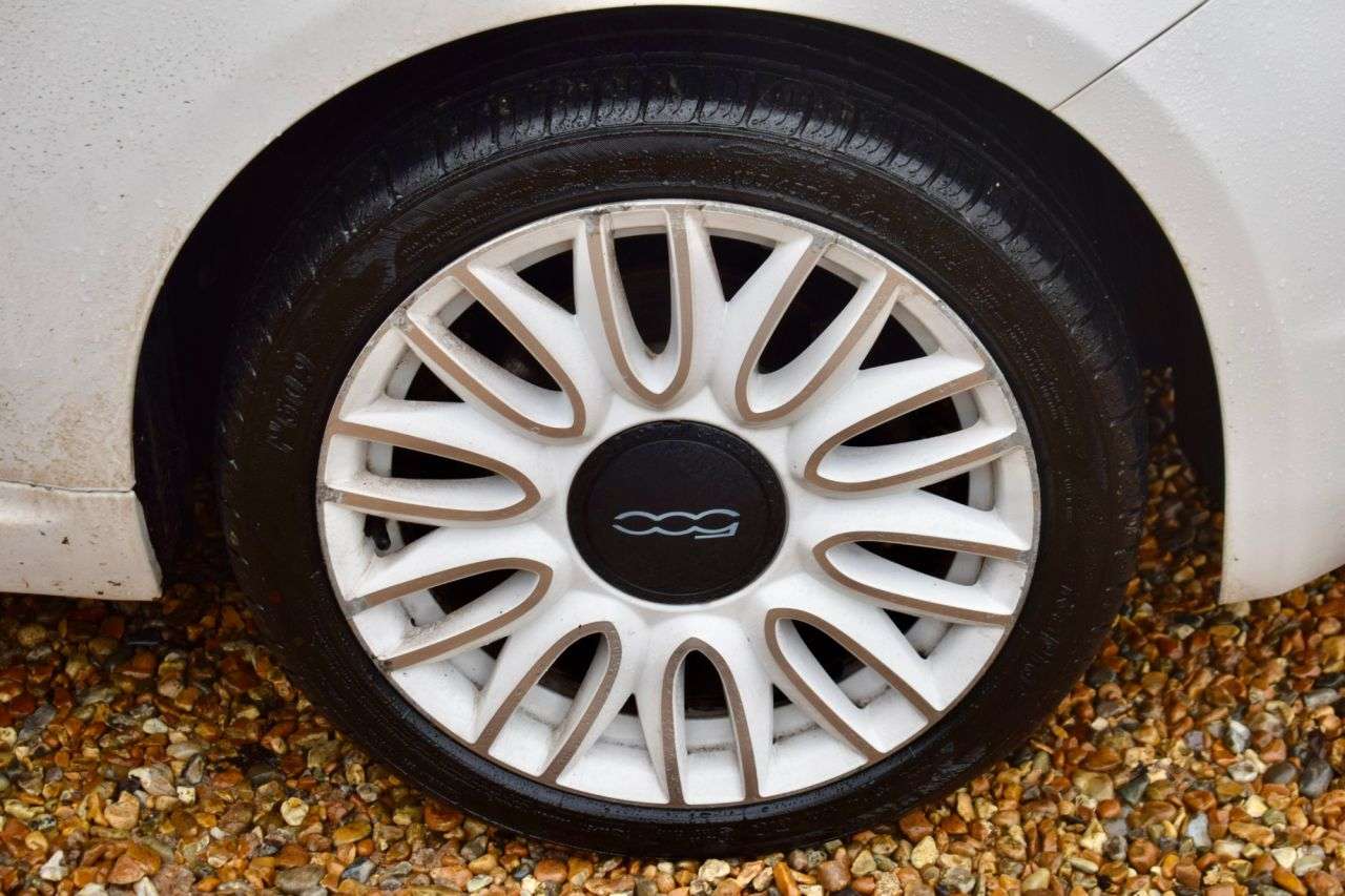 2020 FIAT 500 2020 FIAT 500