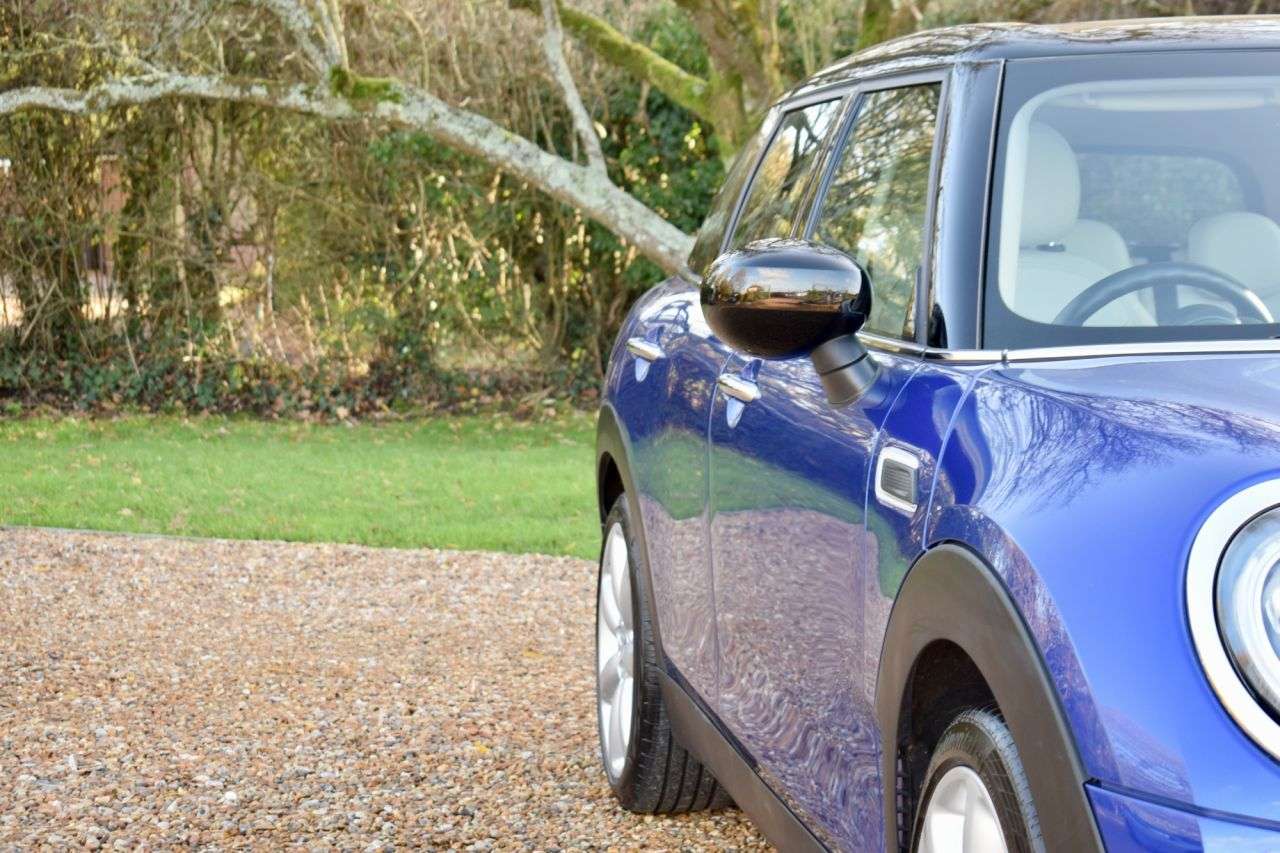 2019 MINI CLUBMAN 2019 MINI CLUBMAN