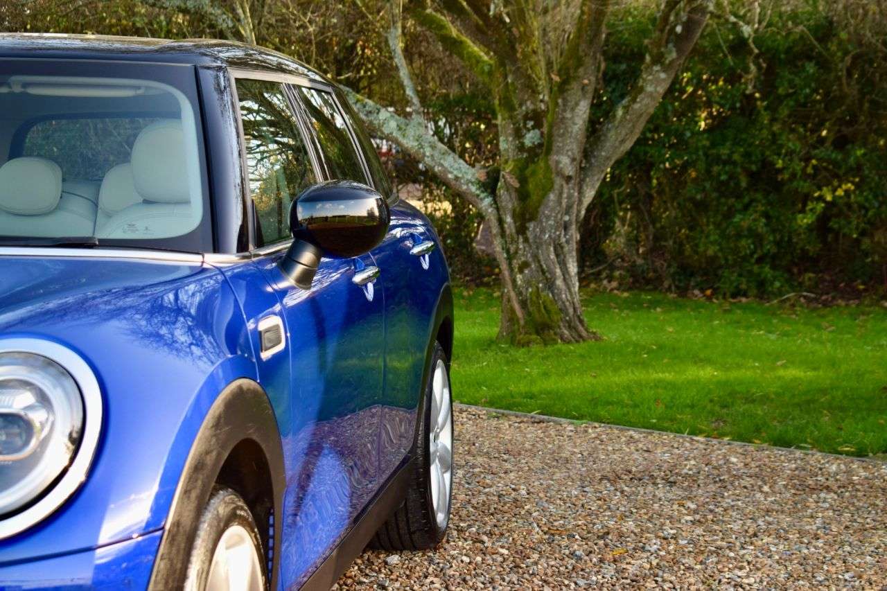 2019 MINI CLUBMAN 2019 MINI CLUBMAN