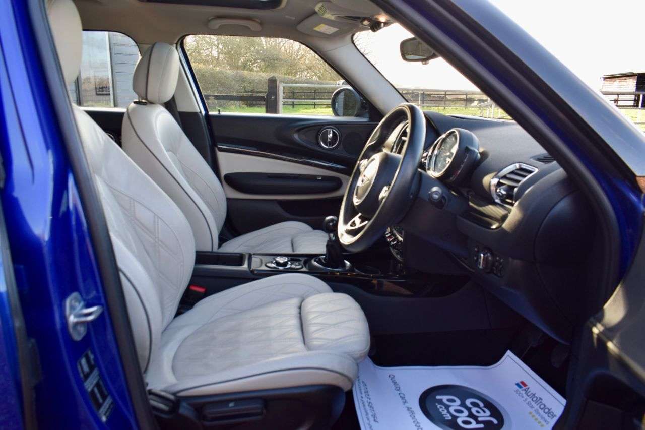 2019 MINI CLUBMAN 2019 MINI CLUBMAN