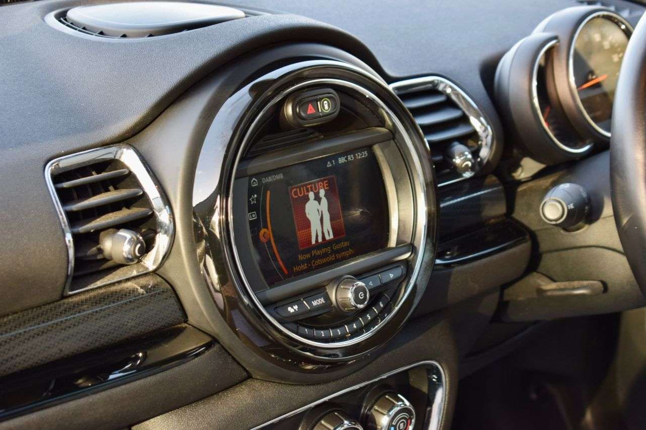 2019 MINI CLUBMAN 2019 MINI CLUBMAN