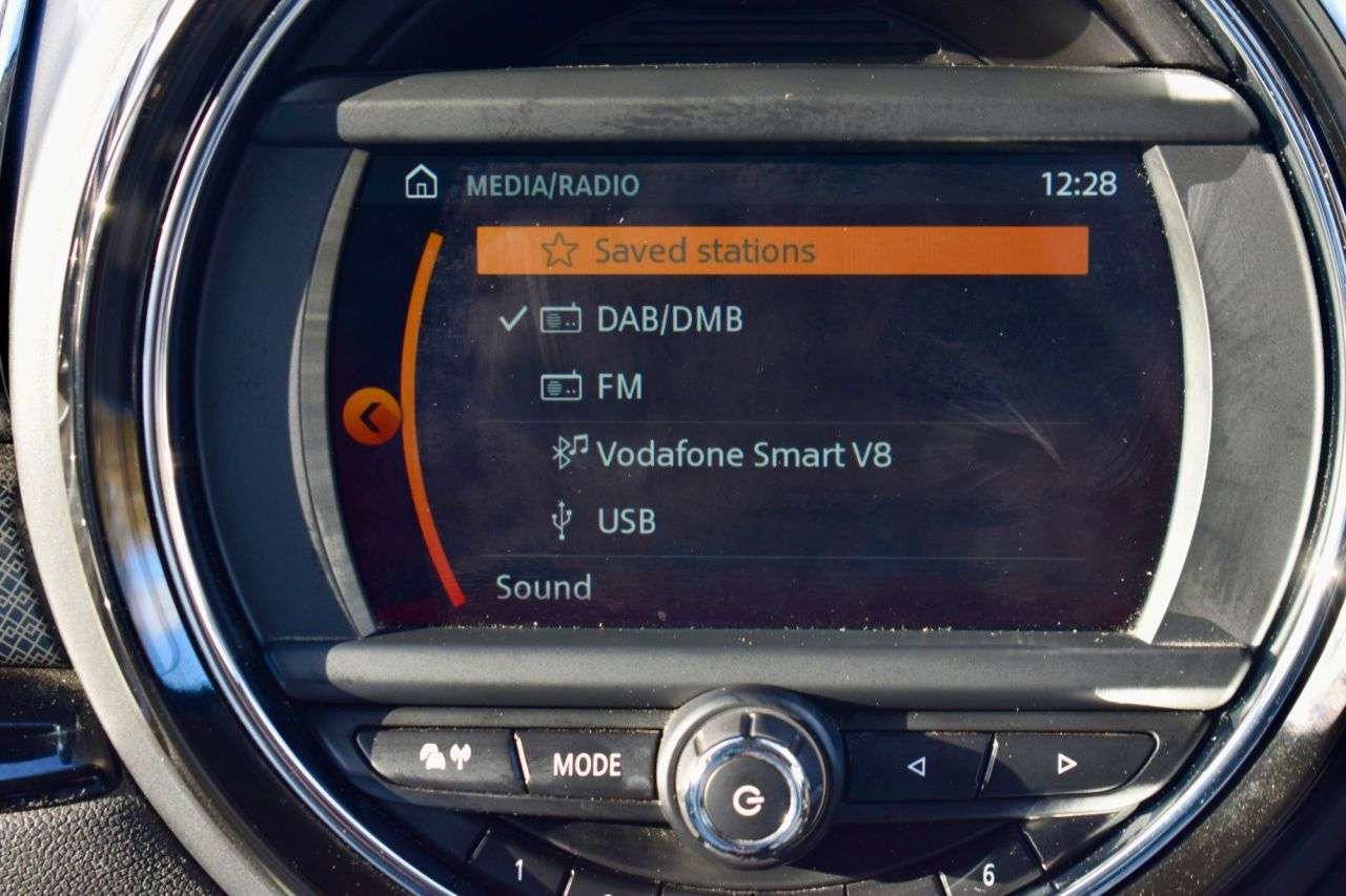 2019 MINI CLUBMAN 2019 MINI CLUBMAN