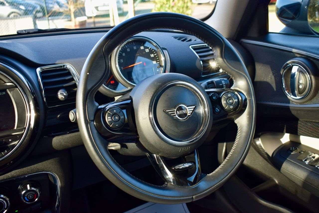 2019 MINI CLUBMAN 2019 MINI CLUBMAN