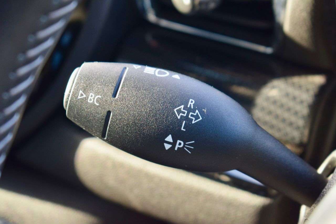 2019 MINI CLUBMAN 2019 MINI CLUBMAN