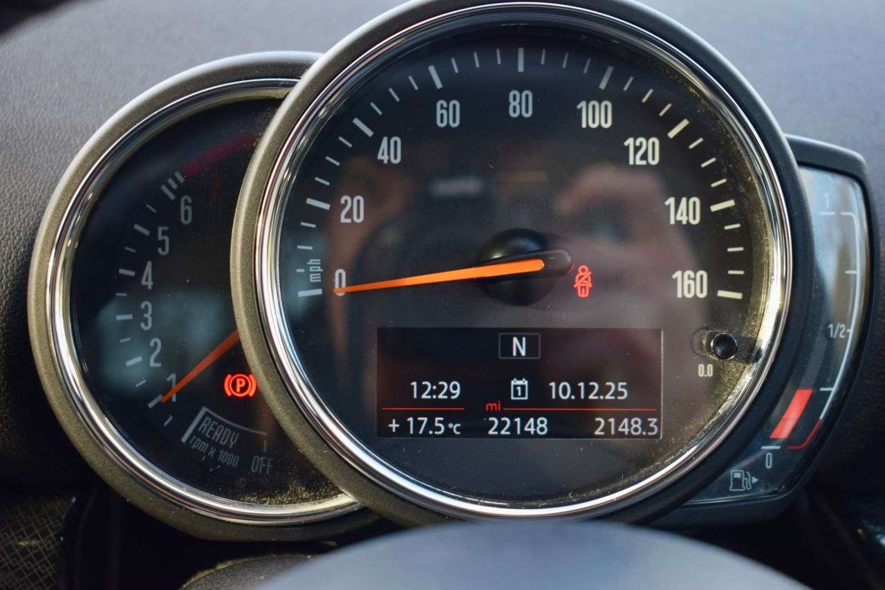 2019 MINI CLUBMAN 2019 MINI CLUBMAN