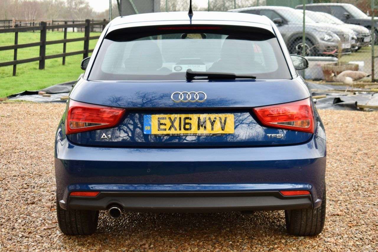 2016 AUDI A1 2016 AUDI A1