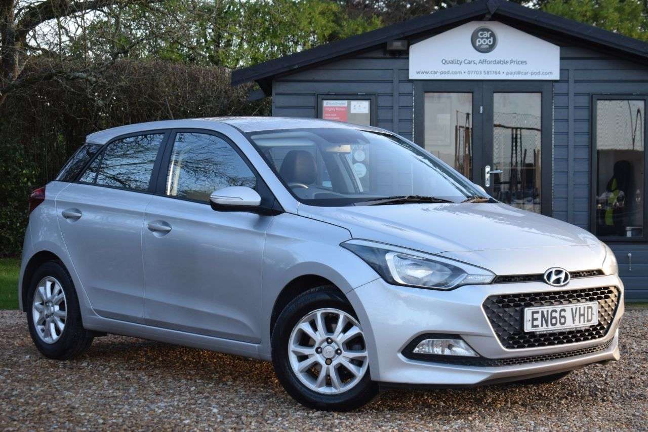 A 2017 HYUNDAI I20 1.2 SE Hatchback 5dr Petrol Manual Euro 6 (84 ps) £35 PER YEAR ROAD TAX! A 2017 HYUNDAI I20 1.2 SE Hatchback 5dr Petrol Manual Euro 6 (84 ps) £35 PER YEAR ROAD TAX!